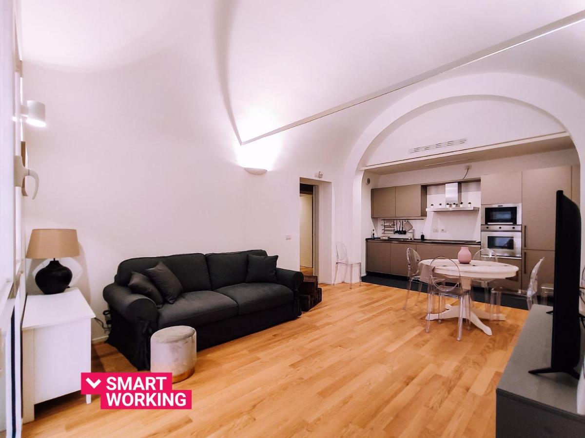 Appartamento Elegante Alle Due Torri By Wonderful Italy ボローニャ エクステリア 写真